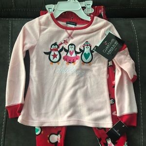 Cuddl Duds-NWT, 2 piece Fleece PJ set w/Socks